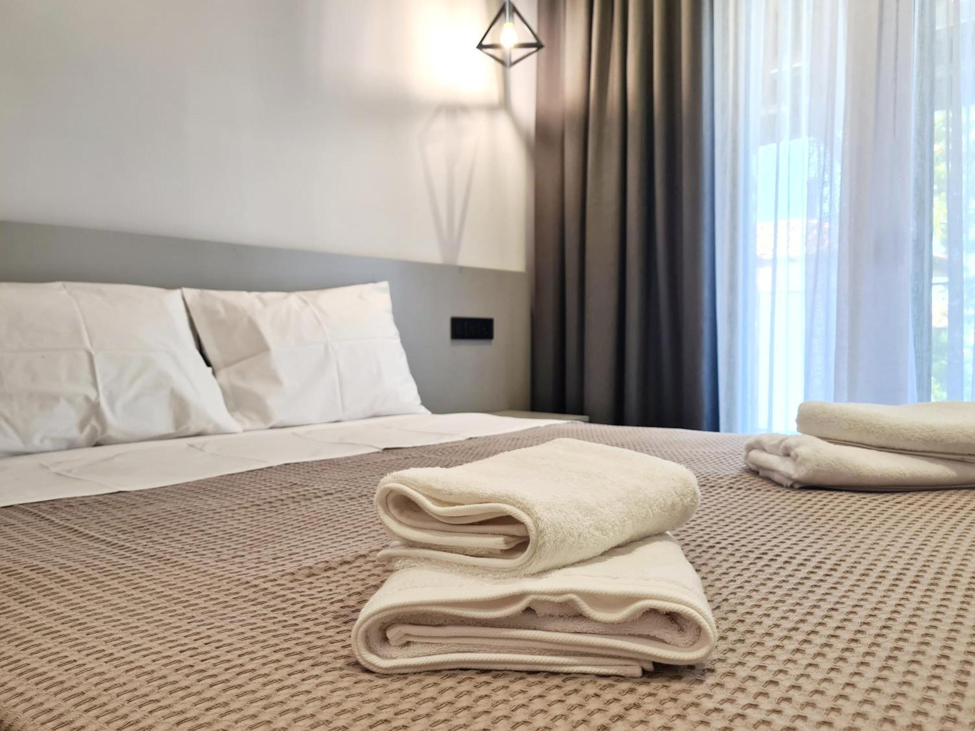 Agnanti-Apartments B Никити Екстериор снимка