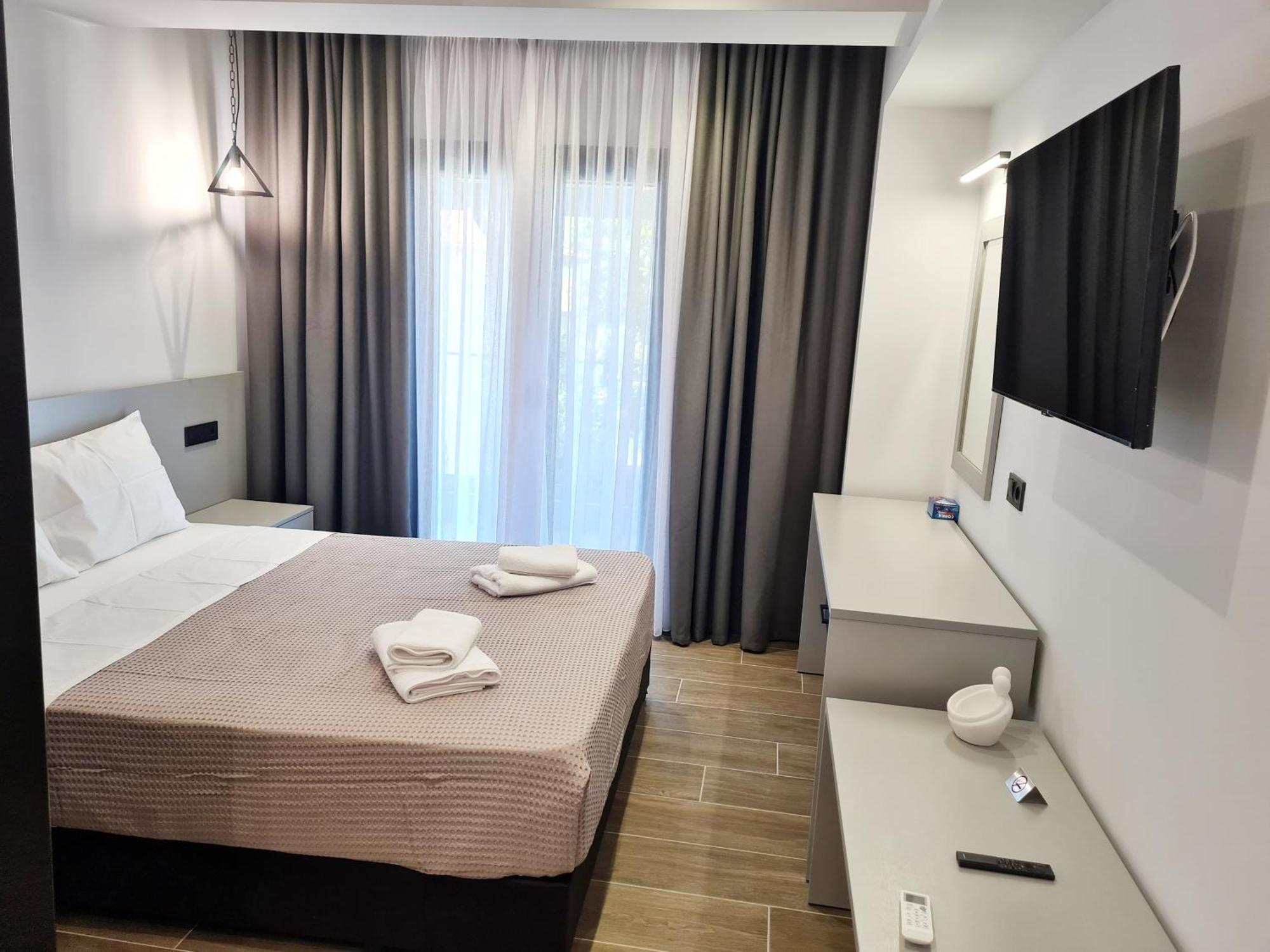 Agnanti-Apartments B Никити Екстериор снимка